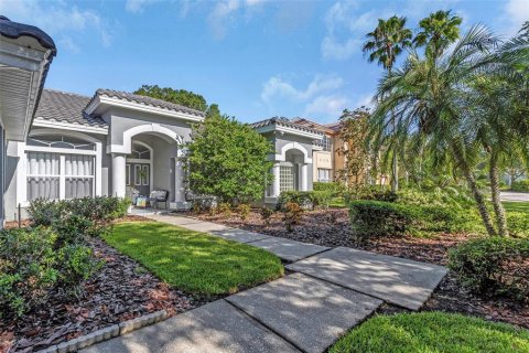 House in Tampa, Florida 5 bedrooms, 277.03 sq.m. № 1884556 - photo 6