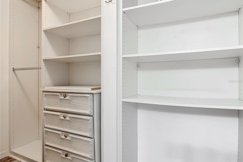 Condo in Daytona Beach, Florida, 1 bedroom № 2111369 - photo 20