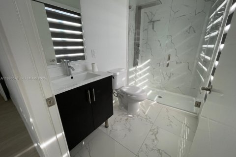 Townhouse in Homestead, Florida 3 bedrooms, 117.61 sq.m. № 1994591 - photo 14