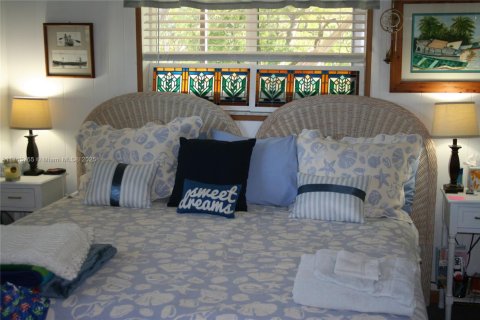House in Key Largo, Florida 4 bedrooms, 91.79 sq.m. № 1874708 - photo 15