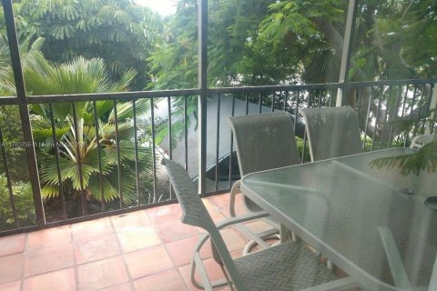 House in Key Largo, Florida 4 bedrooms, 91.79 sq.m. № 1874708 - photo 4