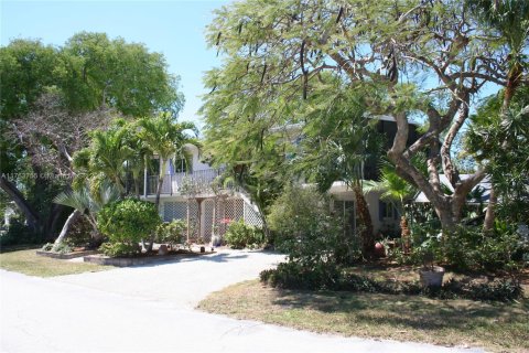 House in Key Largo, Florida 4 bedrooms, 91.79 sq.m. № 1874708 - photo 29