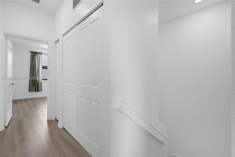 Adosado en venta en Homestead, Florida, 3 dormitorios, 123.65 m2 № 1996487 - foto 13