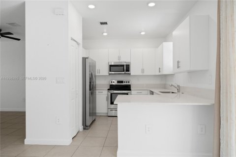 Adosado en venta en Homestead, Florida, 3 dormitorios, 123.65 m2 № 1996487 - foto 7