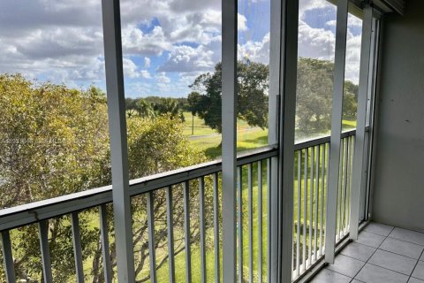 Copropriété à louer à Pembroke Pines, Floride: 1 chambre, 75.34 m2 № 1989965 - photo 12