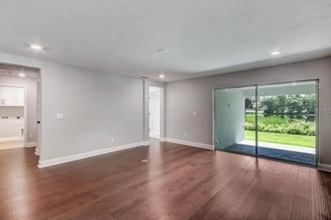 Casa en alquiler en Orlando, Florida, 4 dormitorios, 252.88 m2 № 1906879 - foto 14