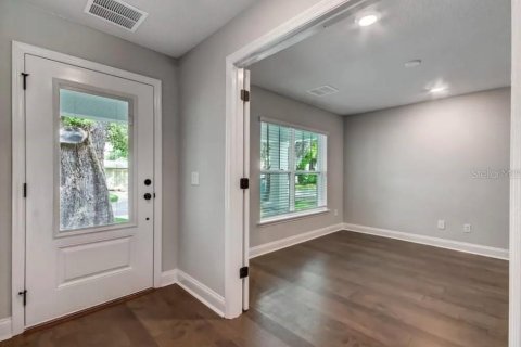 Casa en alquiler en Orlando, Florida, 4 dormitorios, 252.88 m2 № 1906879 - foto 5