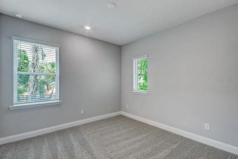 Casa en alquiler en Orlando, Florida, 4 dormitorios, 252.88 m2 № 1906879 - foto 27