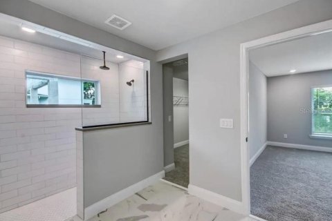 Villa ou maison à louer à Orlando, Floride: 4 chambres, 252.88 m2 № 1906879 - photo 21
