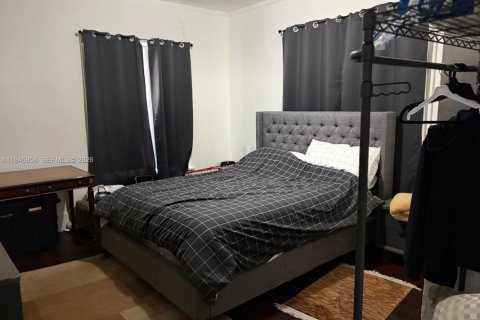 Снять в аренду виллу или дом в Майами, Флорида 3 спальни, 116.78м2, № 2005364 - фото 5