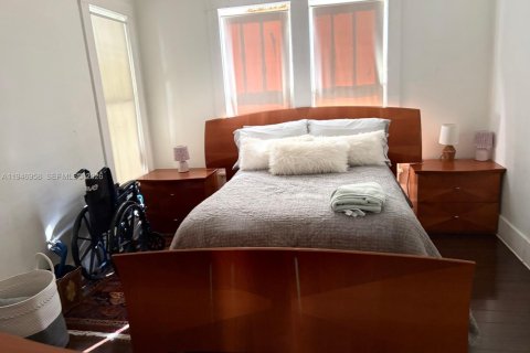 Снять в аренду виллу или дом в Майами, Флорида 3 спальни, 116.78м2, № 2005364 - фото 6