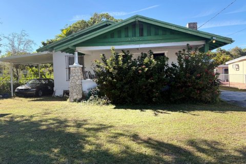 Дом в Майами, Флорида 3 спальни, 116.78м2 № 2005364