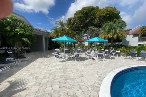 Condo in Delray Beach, Florida, 2 bedrooms  № 1862517 - photo 9