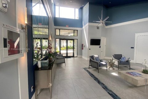 Condo in Delray Beach, Florida, 2 bedrooms  № 1862517 - photo 11
