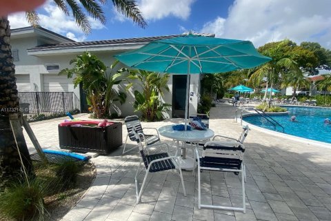 Condo in Delray Beach, Florida, 2 bedrooms  № 1862517 - photo 8