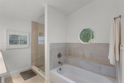 House in Orlando, Florida 4 bedrooms, 207.36 sq.m. № 1884379 - photo 25