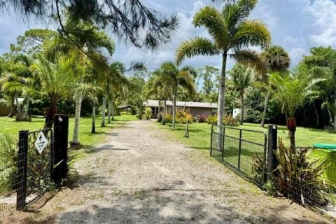 Casa en venta en Loxahatchee Groves, Florida, 4 dormitorios, 161.65 m2 № 2246063 - foto 2