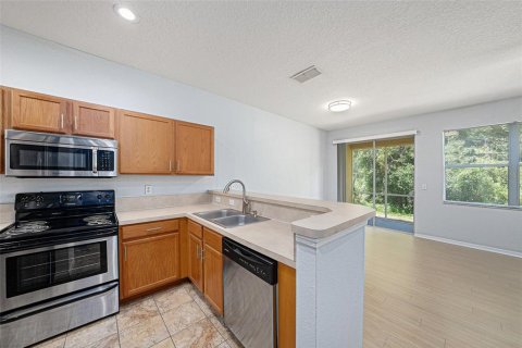 Adosado en venta en Tampa, Florida, 2 dormitorios, 118.73 m2 № 1830108 - foto 21