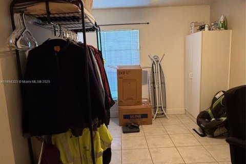 Купить коммерческую недвижимость в Лихай-Эйкерс, Флорида № 1950199 - фото 27