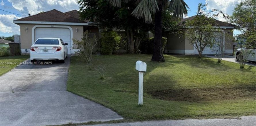 Коммерческая недвижимость в Лихай-Эйкерс, Флорида № 1950199