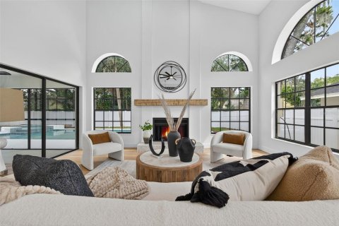 House in Palm Harbor, Florida 4 bedrooms, 316.61 sq.m. № 1909596 - photo 11