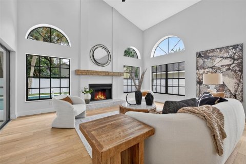 House in Palm Harbor, Florida 4 bedrooms, 316.61 sq.m. № 1909596 - photo 9