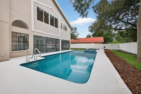House in Palm Harbor, Florida 4 bedrooms, 316.61 sq.m. № 1909596 - photo 4