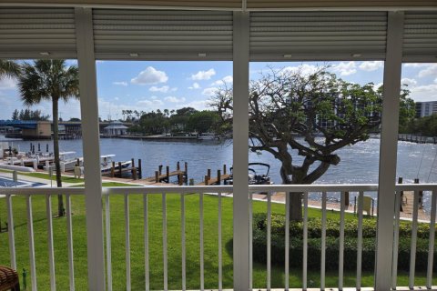 Condominio en venta en Deerfield Beach, Florida, 2 dormitorios, 93.92 m2 № 2147050 - foto 30