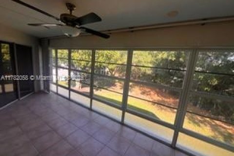 Condominio en alquiler en Stuart, Florida, 2 dormitorios, 116.22 m2 № 1934967 - foto 4