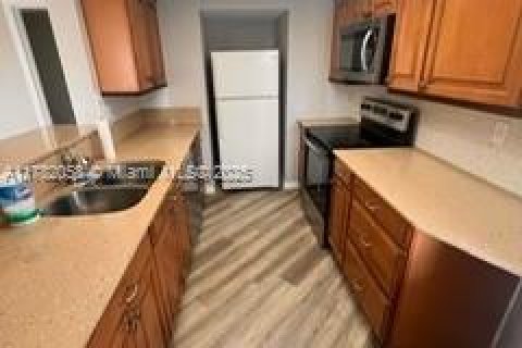 Condominio en alquiler en Stuart, Florida, 2 dormitorios, 116.22 m2 № 1934967 - foto 8
