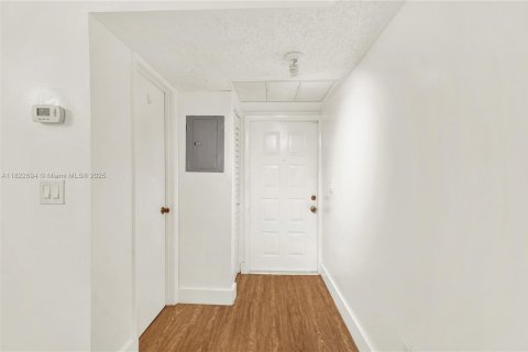 Copropriété à vendre à Homestead, Floride: 1 chambre, 63.64 m2 № 1787294 - photo 11