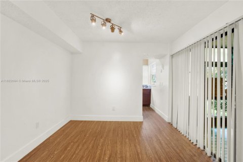 Copropriété à vendre à Homestead, Floride: 1 chambre, 63.64 m2 № 1787294 - photo 2