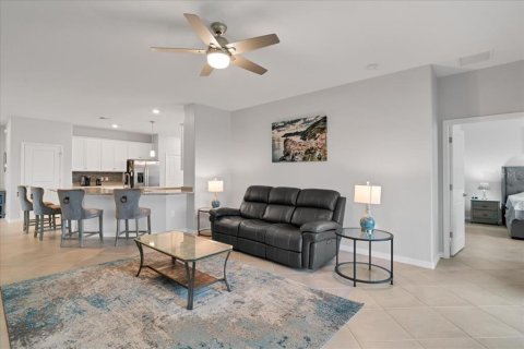 House in Fort Myers, Florida 4 bedrooms, 210.98 sq.m. № 1724541 - photo 22