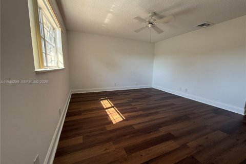 Apartment in Coral Springs, Florida 2 bedrooms, 114.27 sq.m. № 2002596 - photo 14