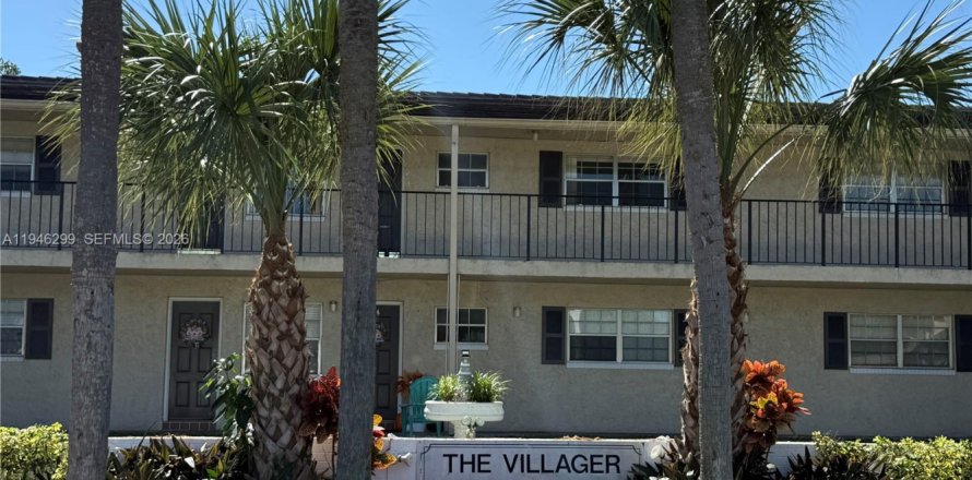 Apartment in Coral Springs, Florida 2 bedrooms, 114.27 sq.m. № 2002596