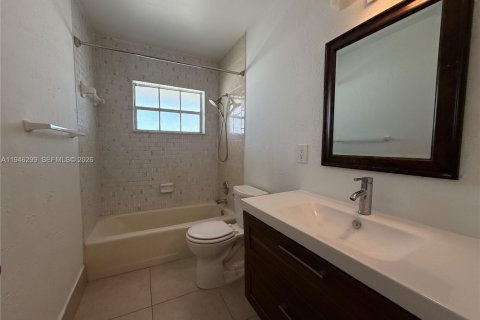 Apartment in Coral Springs, Florida 2 bedrooms, 114.27 sq.m. № 2002596 - photo 12