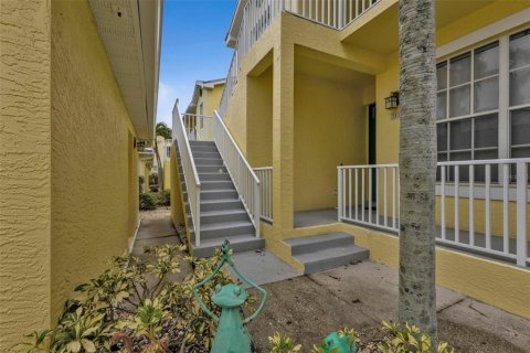 Condo in Punta Gorda, Florida, 3 bedrooms  № 1909485 - photo 8