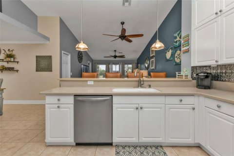 Condo in Punta Gorda, Florida, 3 bedrooms  № 1909485 - photo 15