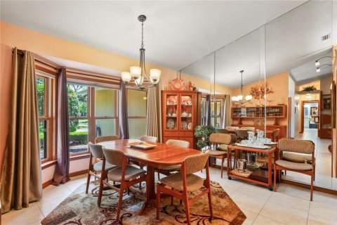 Casa en venta en Spring Hill, Florida, 4 dormitorios, 328.78 m2 № 1673235 - foto 24