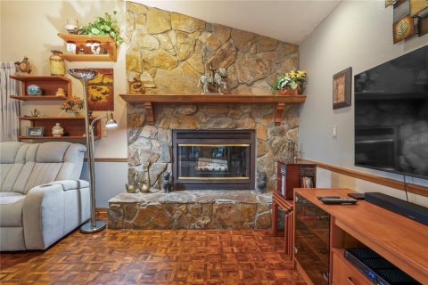 Casa en venta en Spring Hill, Florida, 4 dormitorios, 328.78 m2 № 1673235 - foto 28