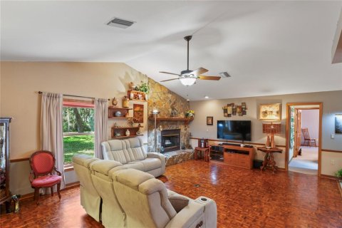 Casa en venta en Spring Hill, Florida, 4 dormitorios, 328.78 m2 № 1673235 - foto 29