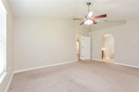 House in Leesburg, Florida 4 bedrooms, 186.73 sq.m. № 1520929 - photo 20