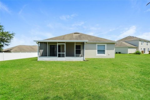 House in Leesburg, Florida 4 bedrooms, 186.73 sq.m. № 1520929 - photo 24