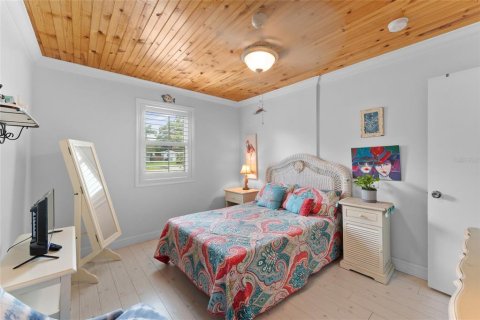 House in Largo, Florida 3 bedrooms, 91.88 sq.m. № 1841702 - photo 19
