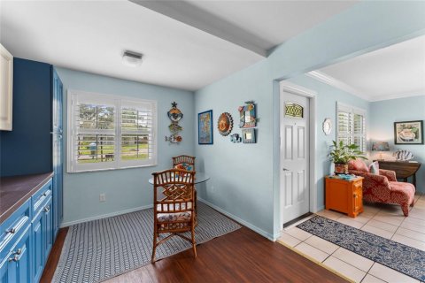 House in Largo, Florida 3 bedrooms, 91.88 sq.m. № 1841702 - photo 10