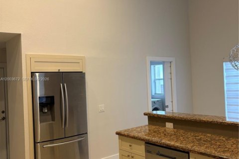 House in Pembroke Pines, Florida 4 bedrooms, 263.75 sq.m. № 2069171 - photo 20