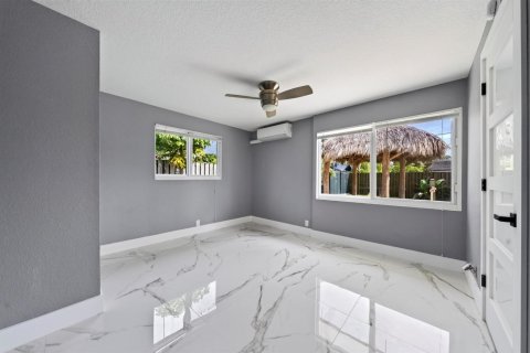 Villa ou maison à vendre à Lighthouse Point, Floride: 3 chambres, 149.57 m2 № 2392552 - photo 21