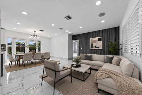 Villa ou maison à vendre à Lighthouse Point, Floride: 3 chambres, 149.57 m2 № 2392552 - photo 7