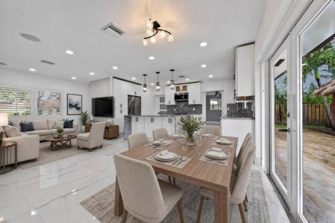 Villa ou maison à vendre à Lighthouse Point, Floride: 3 chambres, 149.57 m2 № 2392552 - photo 13