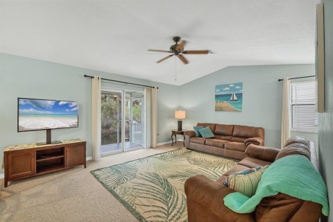 House in Port Charlotte, Florida 2 bedrooms, 80.64 sq.m. № 1629678 - photo 10